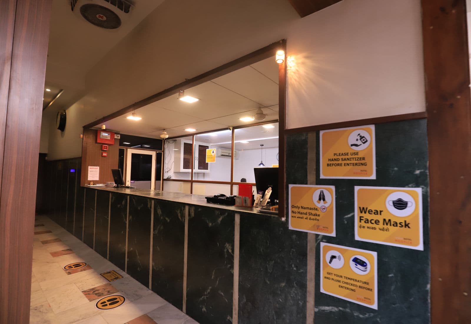 Reception at Hotel Hospice